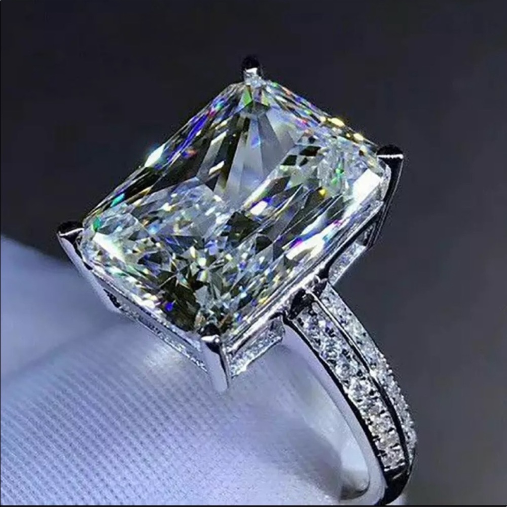 💕NWOT 925 STERLING SILVER DIAMOND HALO RING - Picture 2 of 7